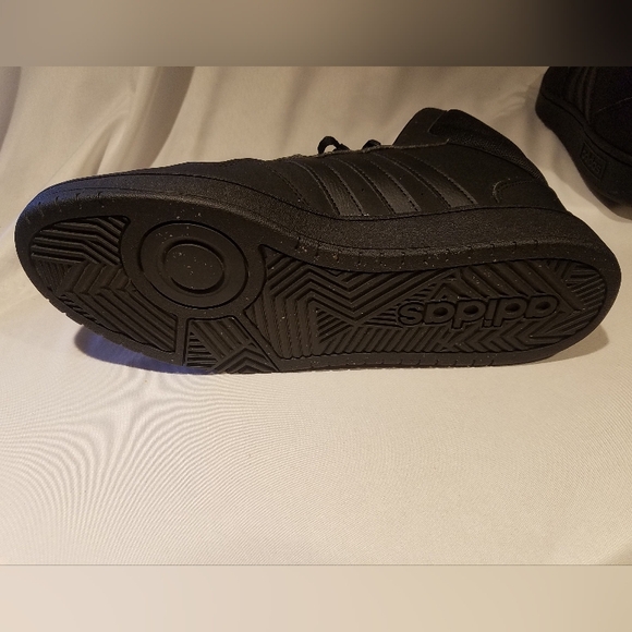 Men Adidas Hoops Mid Triple Black Shoes Sneakers Size 12 - Picture 6 of 8